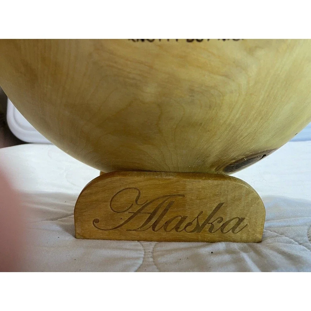 The Great Alaskian Bowl Company add touch